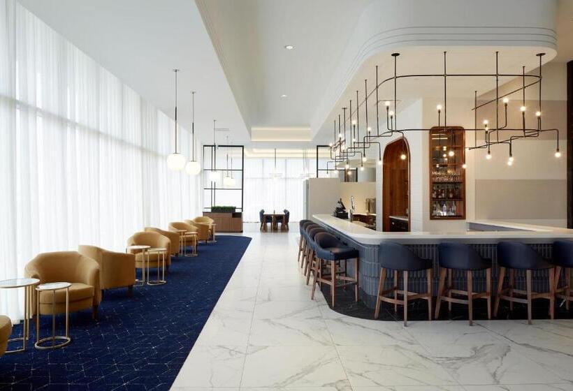 فندق Courtyard By Marriott Montreal Midtown