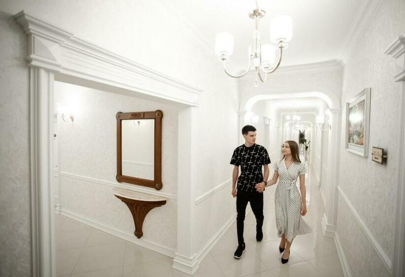 Hotel Konstantin Plaza