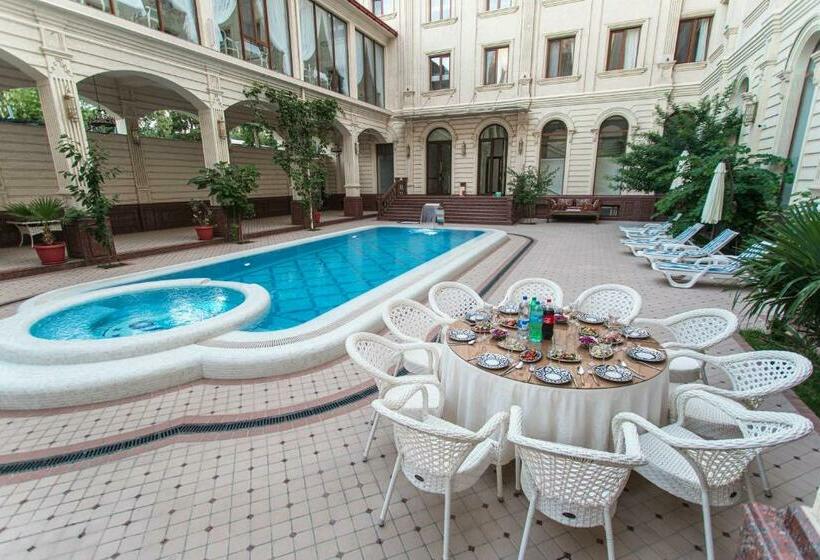 Hotel Konstantin Plaza