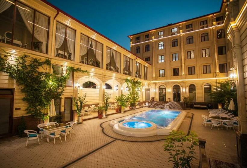 Hotel Konstantin Plaza