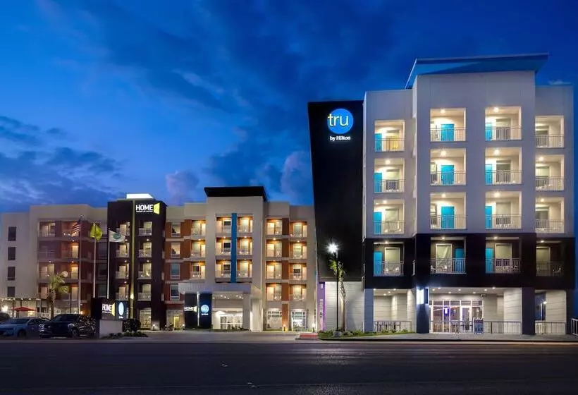 هتل Tru By Hilton Galveston