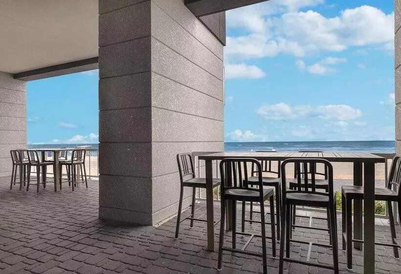 هتل Tru By Hilton Galveston