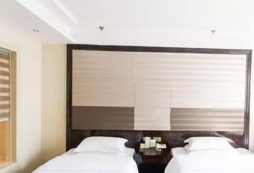 Отель Huadong International Business