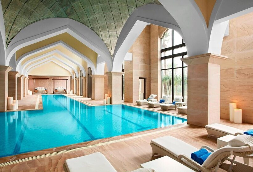 Sheraton Qingyuan Lion Lake Resort