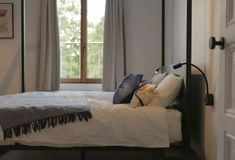 Aamiaismajoitus (B&B) Maison Kitoko