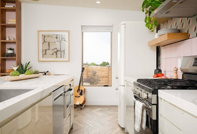 Chicory By Avantstay Modern Desert Retreat W Hot Tub