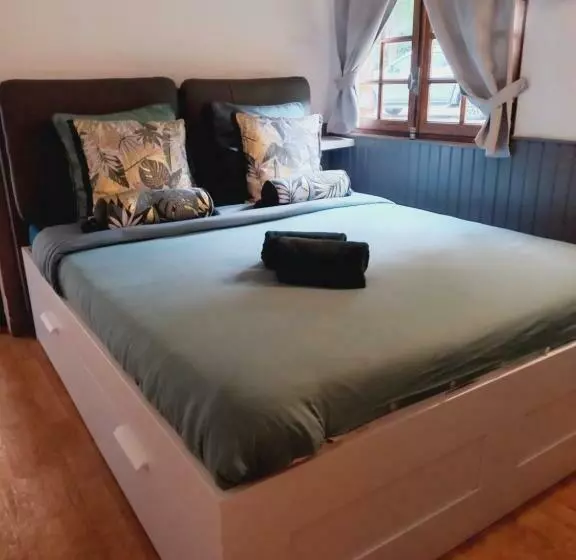 Ma Cabane Au Bord Du Lac