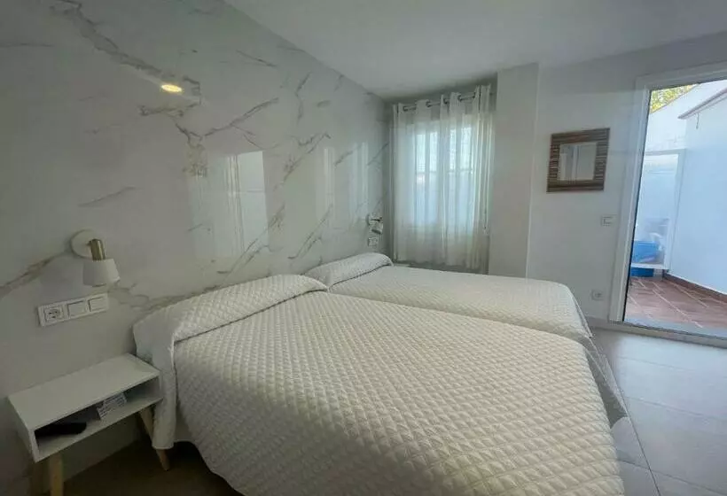 Majatalo Hostal Montevideo Beachfront