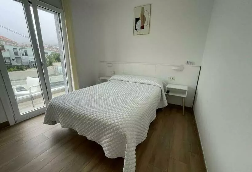 Majatalo Hostal Montevideo Beachfront