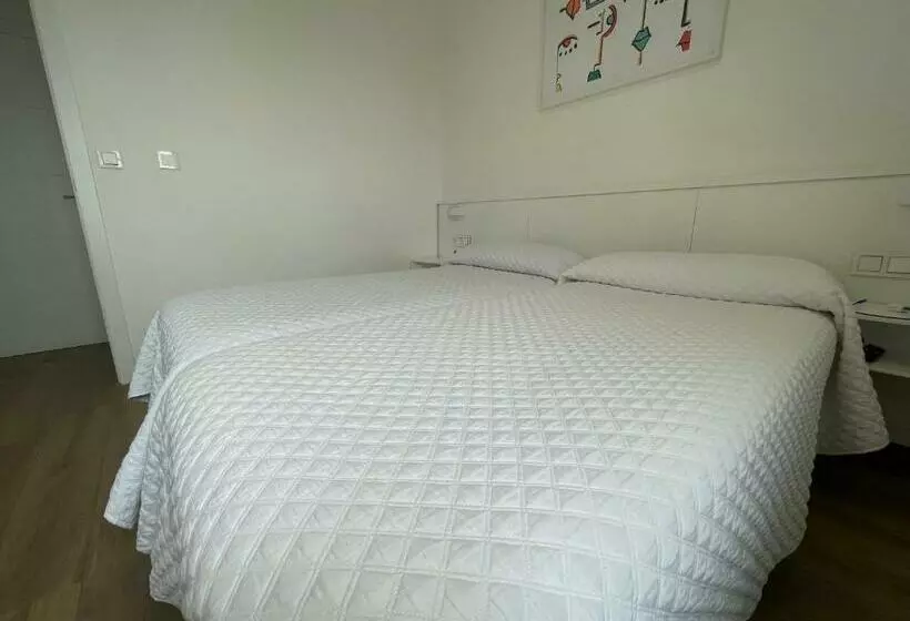 Majatalo Hostal Montevideo Beachfront