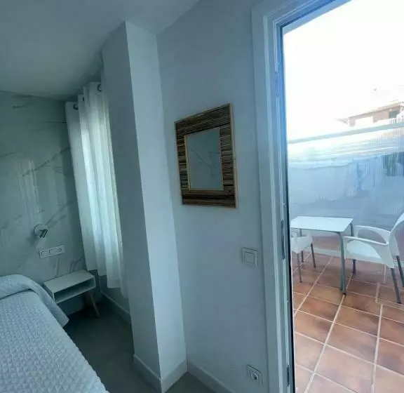 Majatalo Hostal Montevideo Beachfront