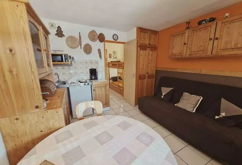 Studio Samoëns, 1 Pièce, 4 Personnes   Fr 1 624 115