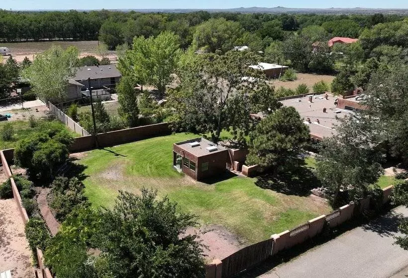 Aamiaismajoitus (B&B) Loba Luna Come Home To Enchantment