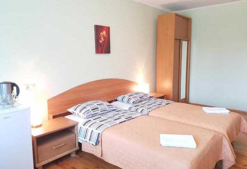 پانسیون Room In Guest Room   Valensija   Standard Twin Room