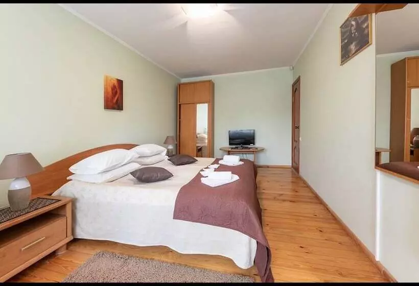 پانسیون Room In Guest Room   Valensija   Standard Twin Room
