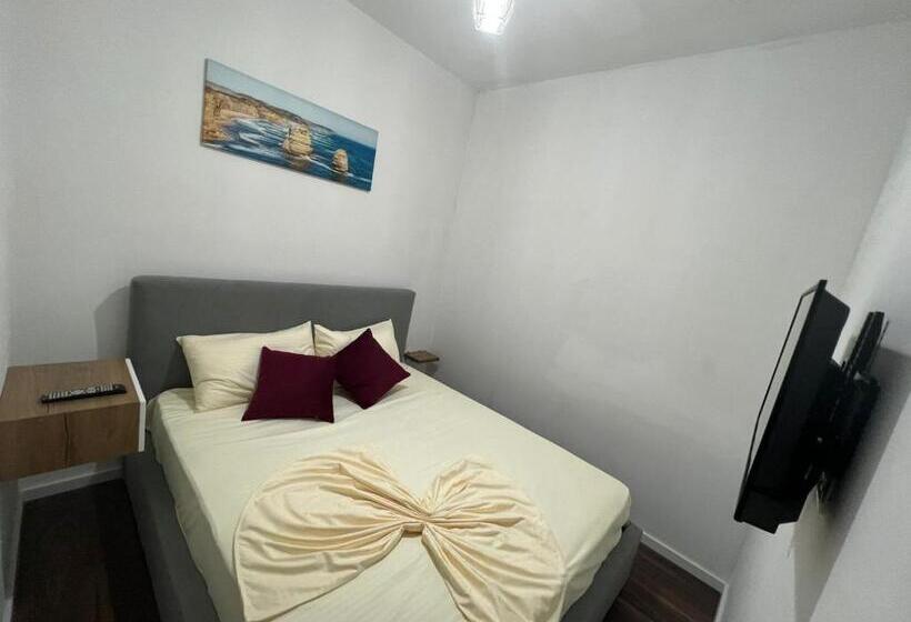 بنسيون Victoria Houses, Vlore Albania