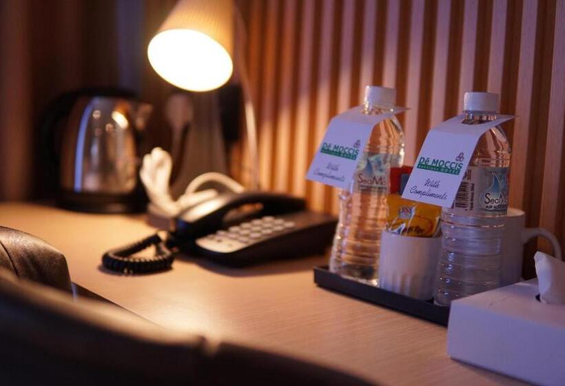 تختخواب و صبحانه Dê Moccis Boutique