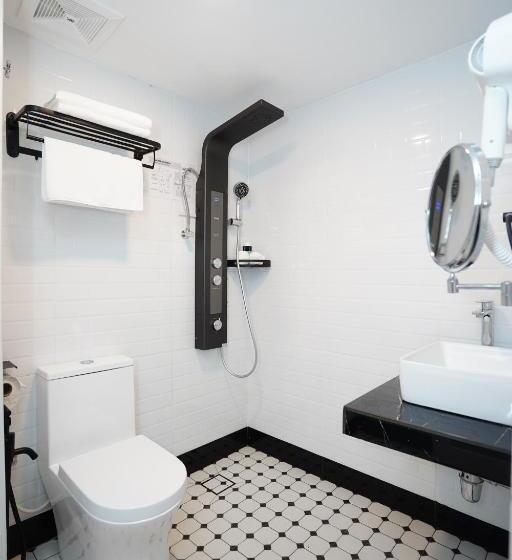 تختخواب و صبحانه Dê Moccis Boutique