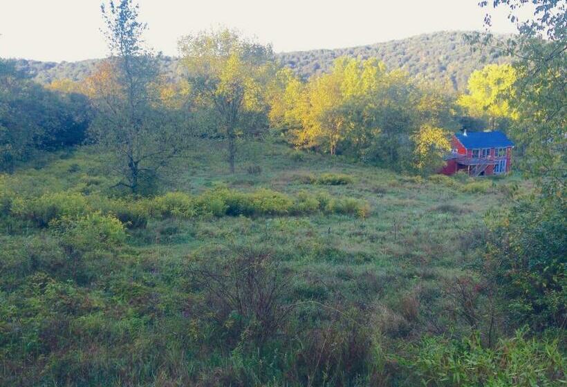 The Farmhouse Suite At Barn & Bike