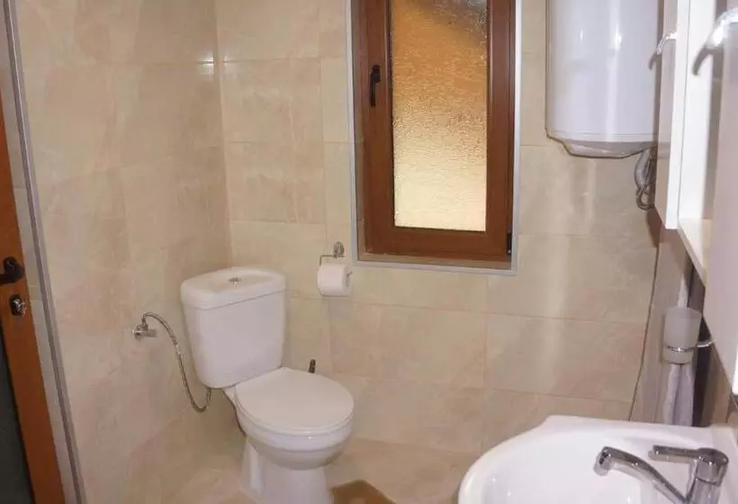 Majatalo крушунски кът тея