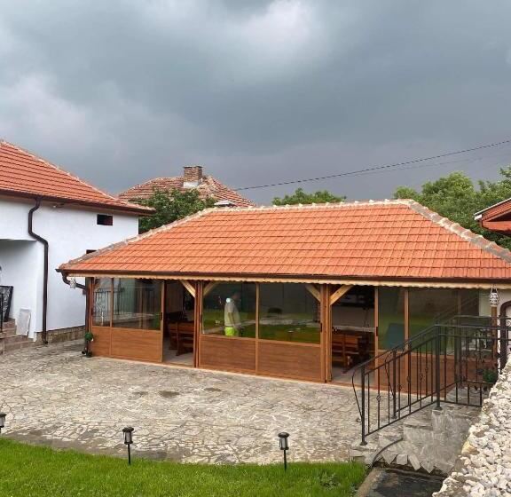 פנסיון крушунски кът тея