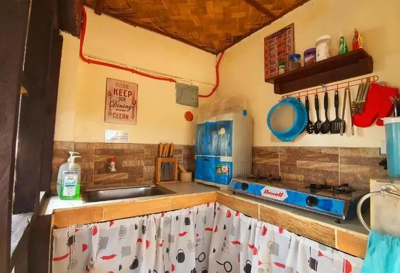 Majatalo Calatagan S Bahay Kubo   With Beach Access