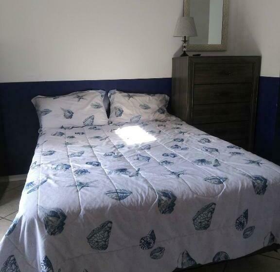 Pensjonat Room In Guest Room Small Studio Apartment