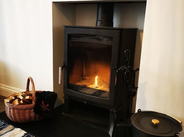 Seascape 4 Bed Home In Bracklesham Bay