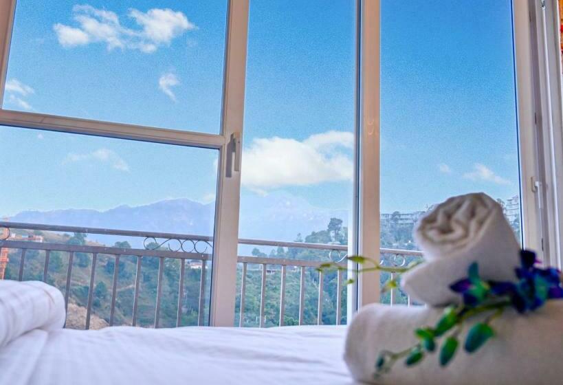 The Luxury Stays By Glambirds Home Stay