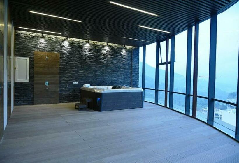 The Luxury Stays By Glambirds Home Stay