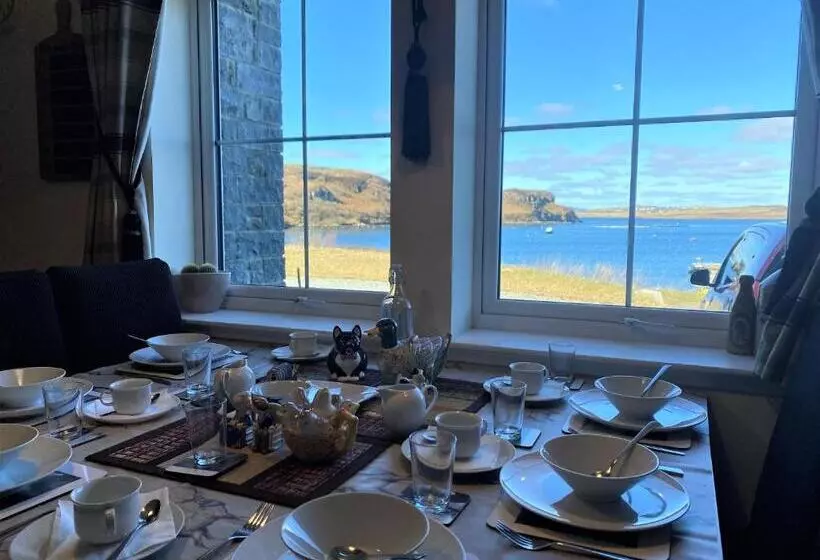 Aamiaismajoitus (B&B) Bracadale House