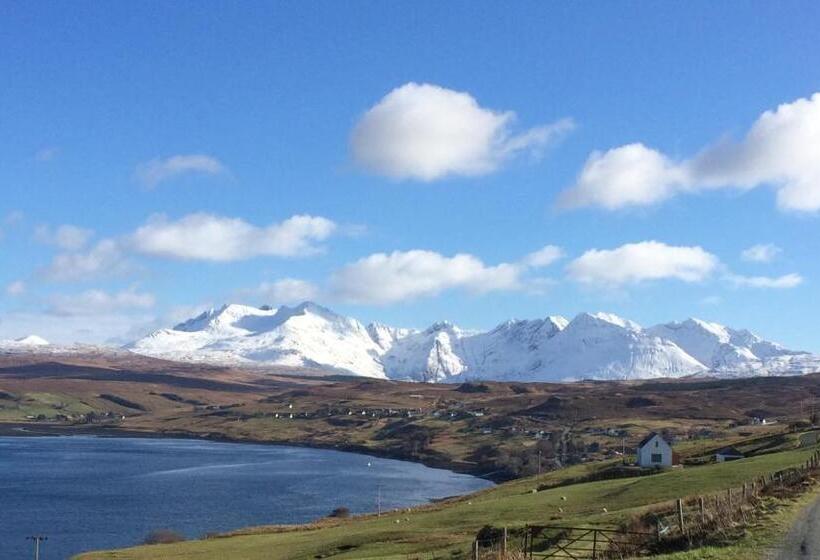 צימר Bracadale House