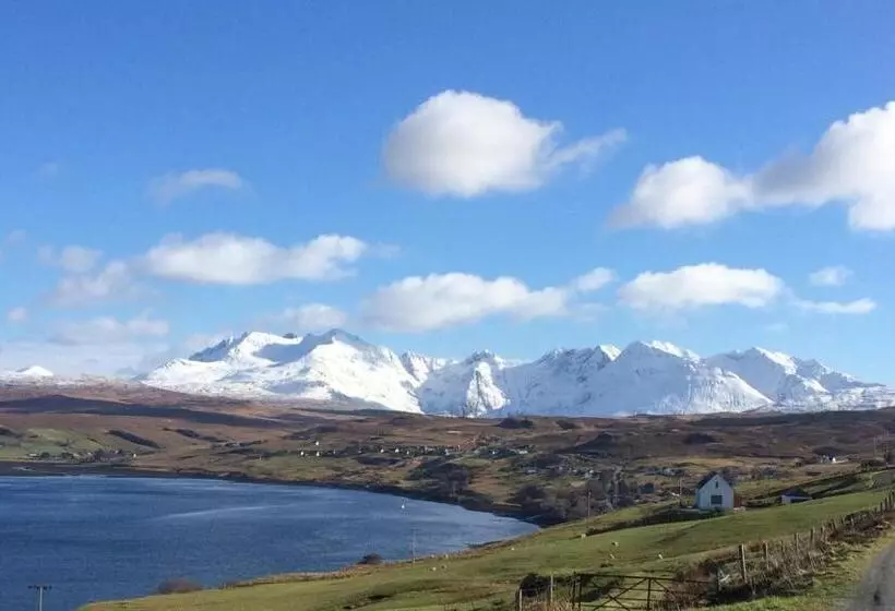 Aamiaismajoitus (B&B) Bracadale House