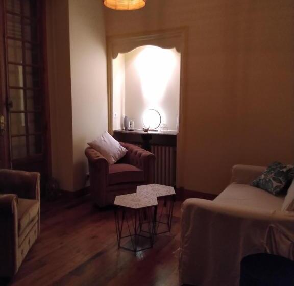 مبيت وإفطار Jaubertie Guesthouse