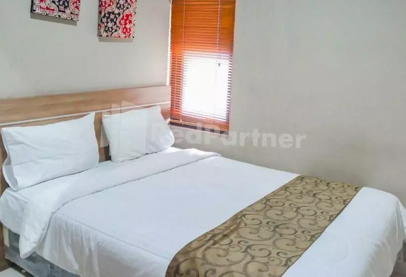 Hotelli Incottage Cisarua Puncak Mitra Reddoorz