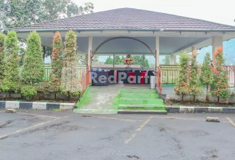 Hotelli Incottage Cisarua Puncak Mitra Reddoorz