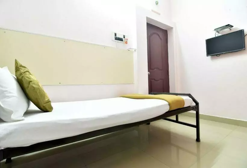 هتل Royal Green   Airport Stay