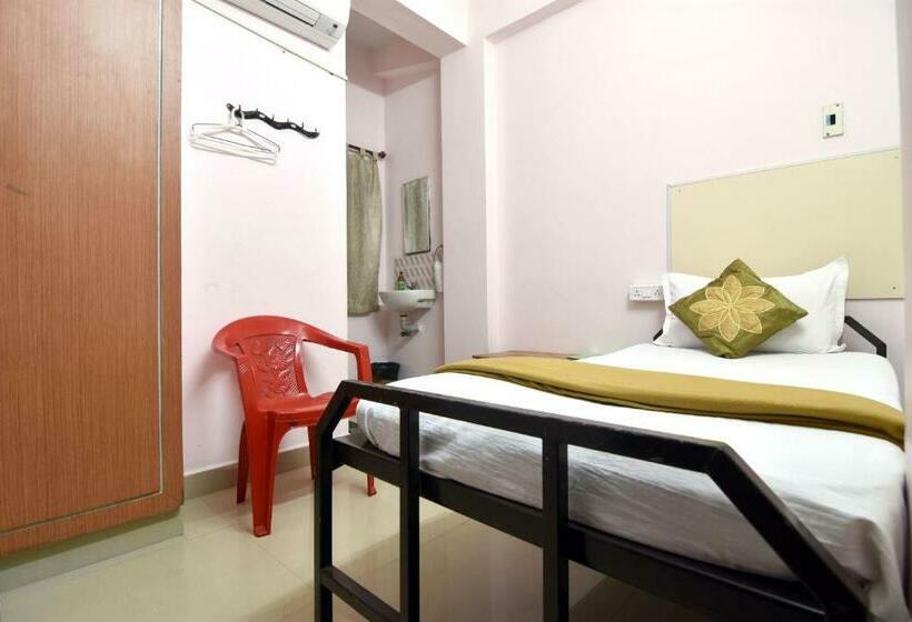 호텔 Royal Green   Airport Stay