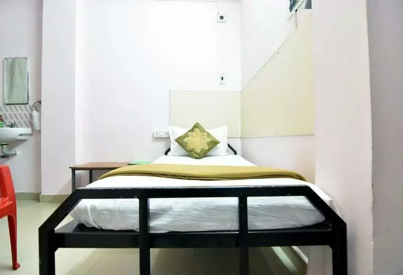 هتل Royal Green   Airport Stay