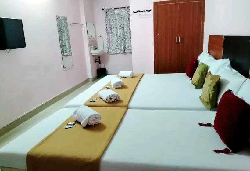 هتل Royal Green   Airport Stay