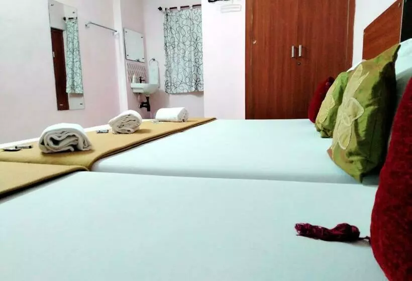 هتل Royal Green   Airport Stay