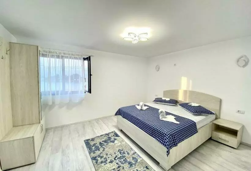 ペンション Casa Munteanu