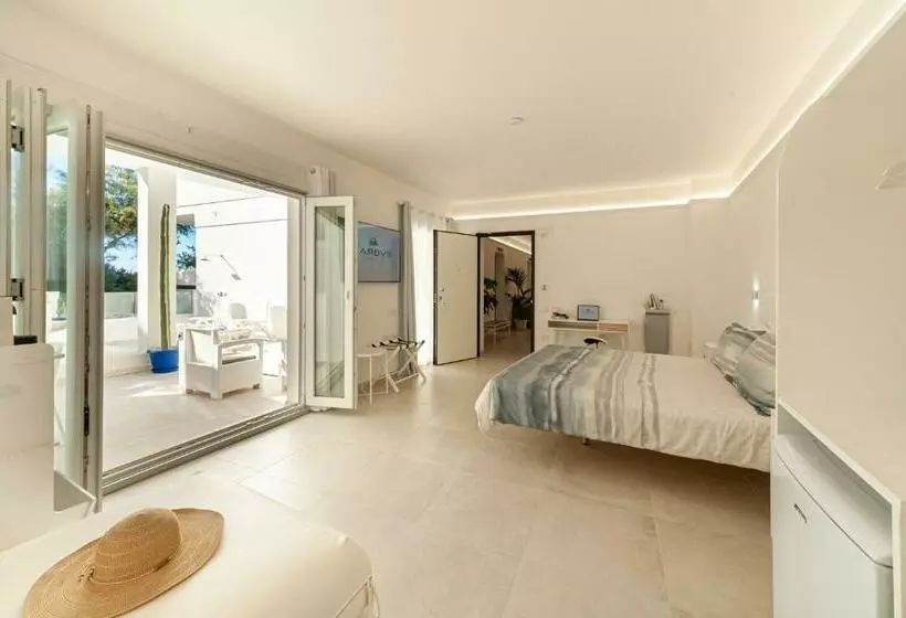 پانسیون Lux B&beach Sardvs Castelsardo