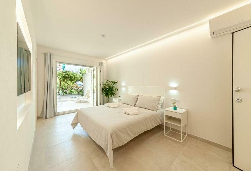 פנסיון Lux B&beach Sardvs Castelsardo