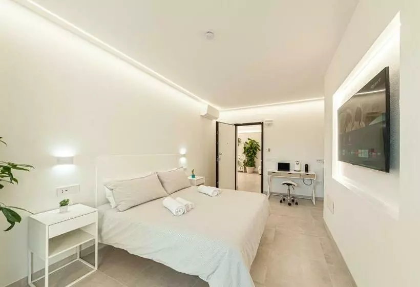 پانسیون Lux B&beach Sardvs Castelsardo