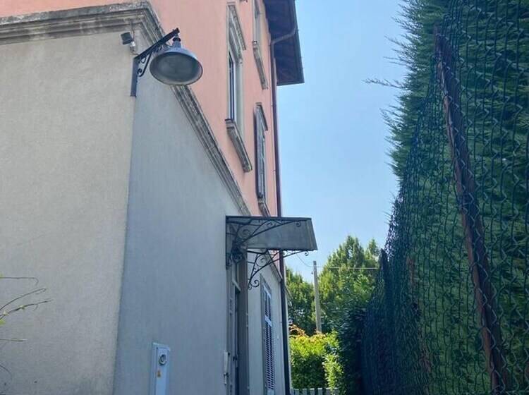 Rooftop Openspace With Balconies Parking And Bbq