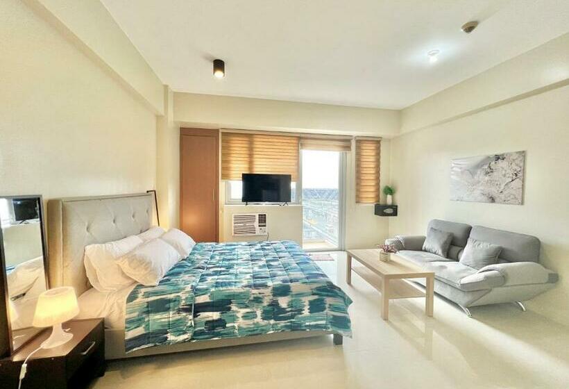 Luxury Condotel Across Naia Manila Airport