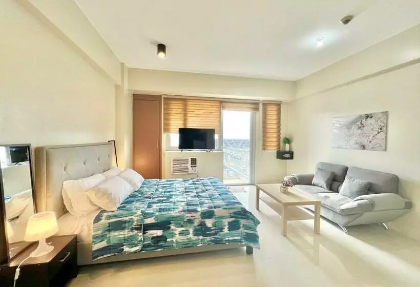 Luxury Condotel Across Naia Manila Airport