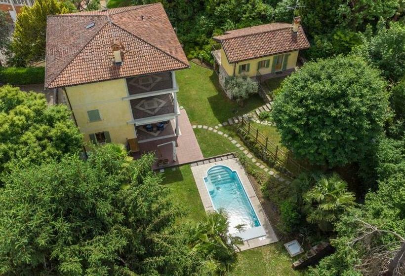 Pensão L Ortensia Della Villa Isabella, Camera Con Vista Lago, Balcone Sul Parco E Bagno Esclusivo All Este
