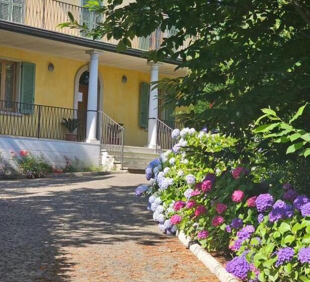Pensão L Ortensia Della Villa Isabella, Camera Con Vista Lago, Balcone Sul Parco E Bagno Esclusivo All Este